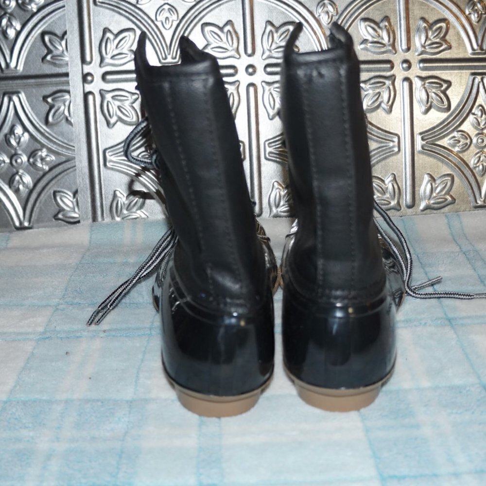 Blue Suedeshoes Size 7 Black Suede Outsole Outdoor Flannel Insole Duck Boots - Picture 8 of 9